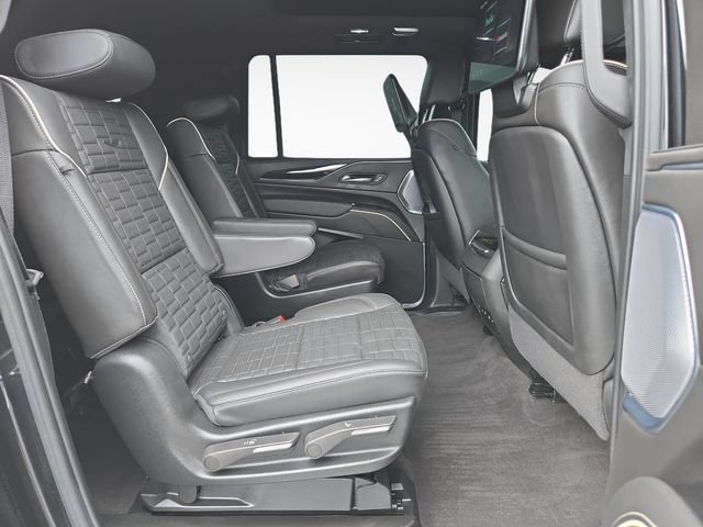 Certified 2024 Cadillac Escalade ESV V AWD/4WD image 43