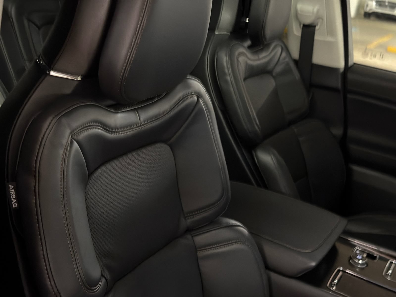 New 2026 Lincoln Aviator Reserve w/ Luxury Package AWD/4WD image 12