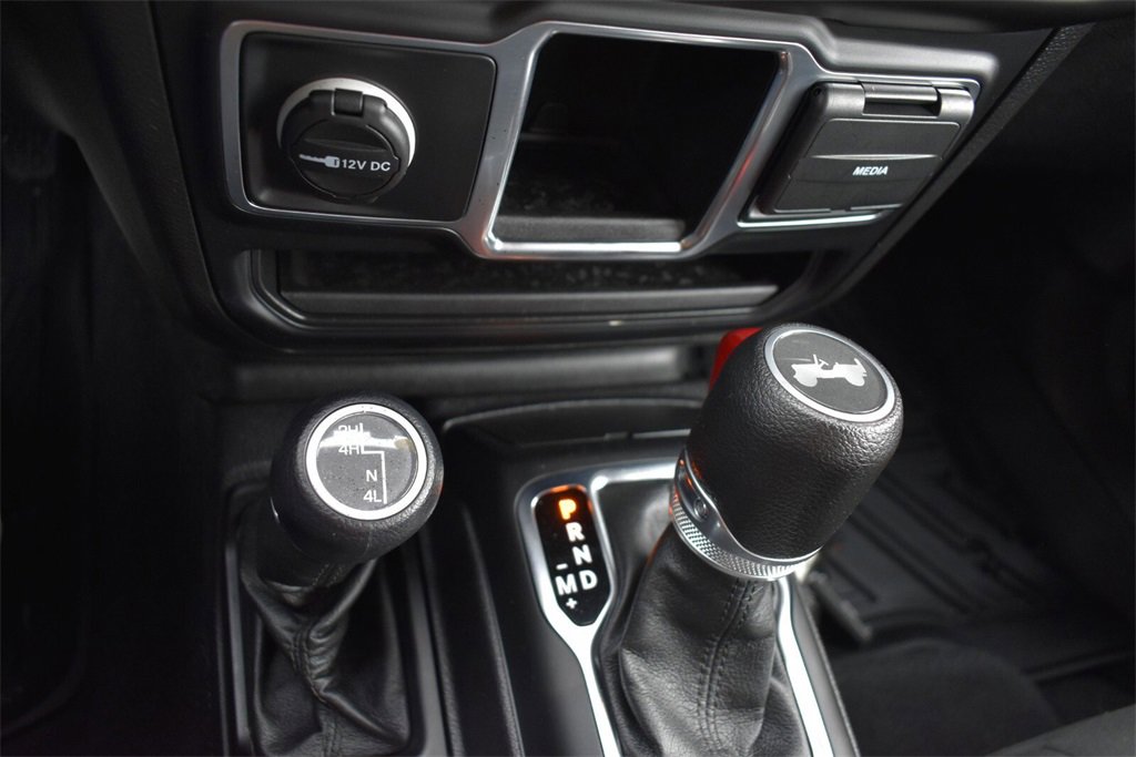 Used 2021 Jeep Wrangler Unlimited Sport image 23