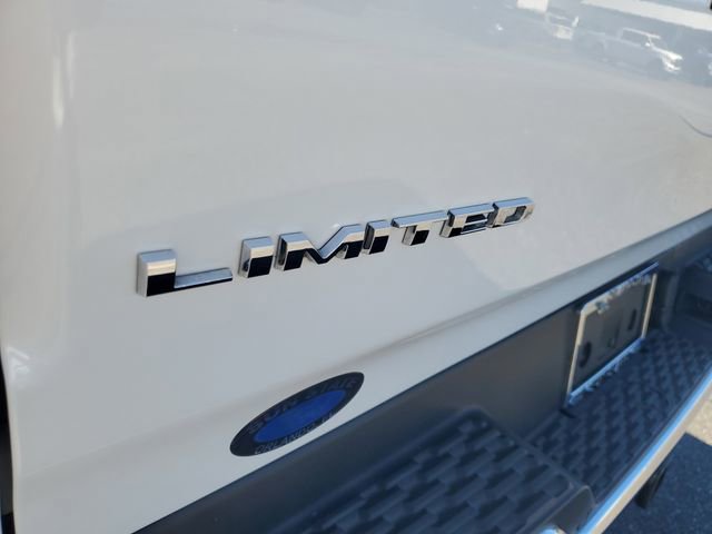 Used 2025 RAM 1500 Limited w/ Off Road Group image 6