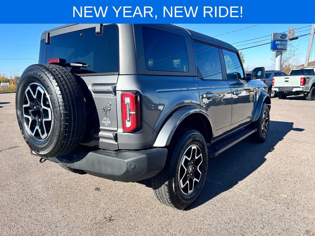 Used 2024 Ford Bronco Outer Banks image 6