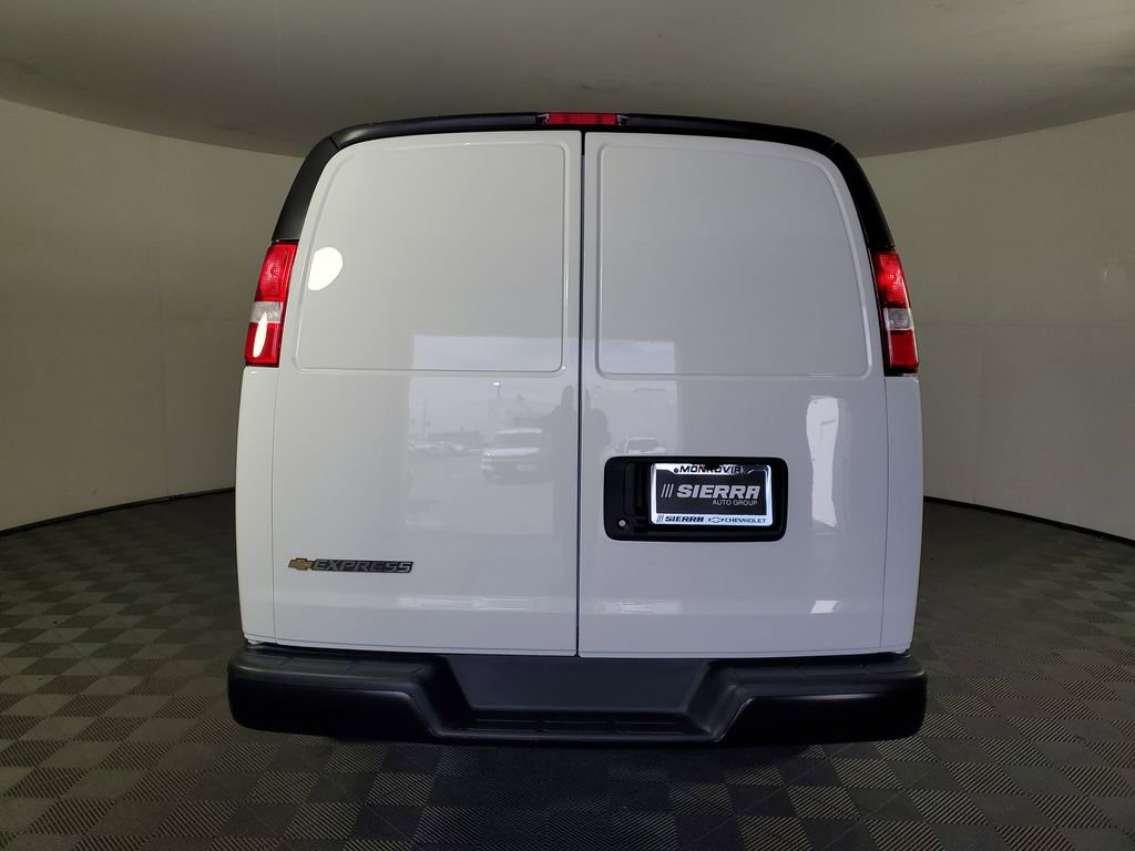 New 2026 Chevrolet Express 2500 w/ Driver Convenience Package image 5