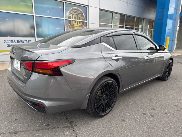 Used 2024 Nissan Altima 2.5 SL AWD/4WD image 6