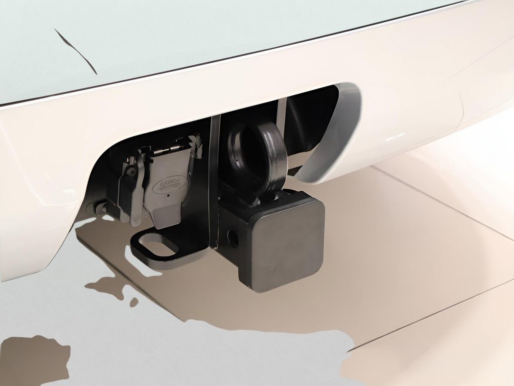 Certified 2025 Land Rover Discovery Metropolitan Edition image 17