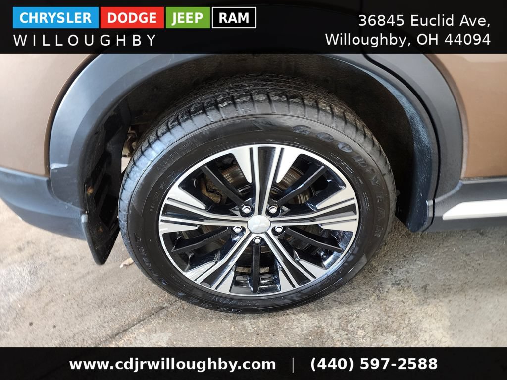 Used 2019 Mitsubishi Eclipse Cross SEL AWD/4WD image 42