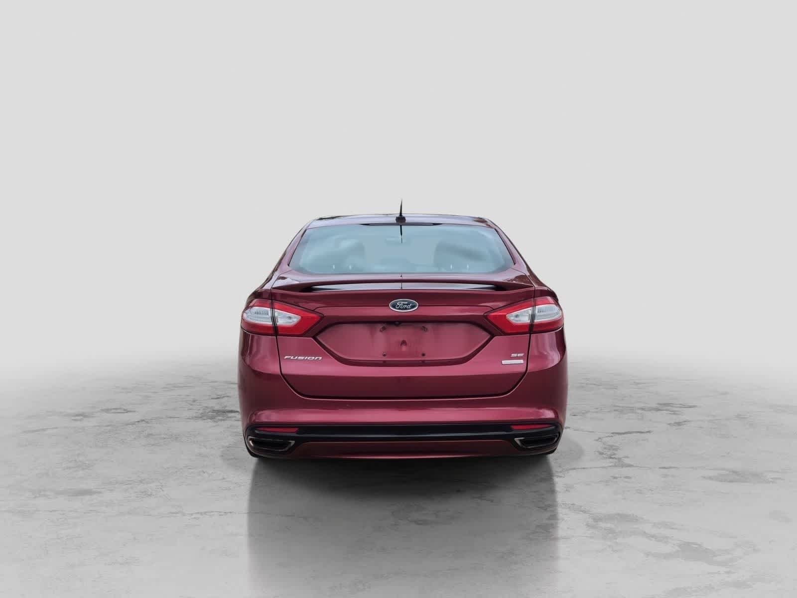 Used 2016 Ford Fusion SE FWD image 7