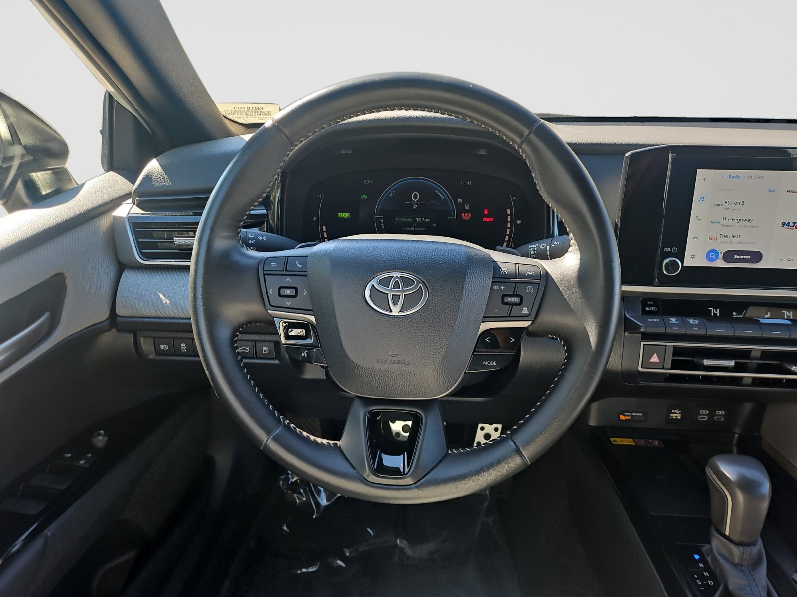 Used 2025 Toyota Camry SE FWD image 44
