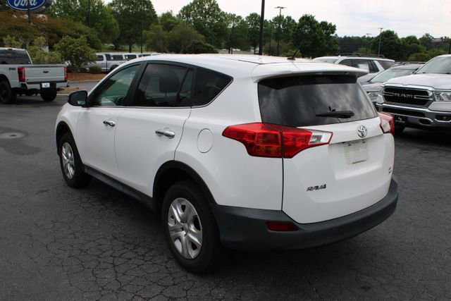 Used 2015 Toyota RAV4 LE AWD/4WD image 10