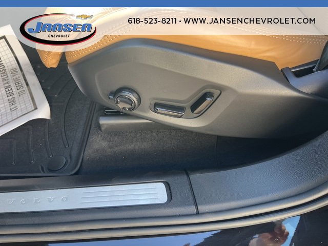 Used 2021 Volvo XC60 T5 Inscription w/ Advanced Package image 17