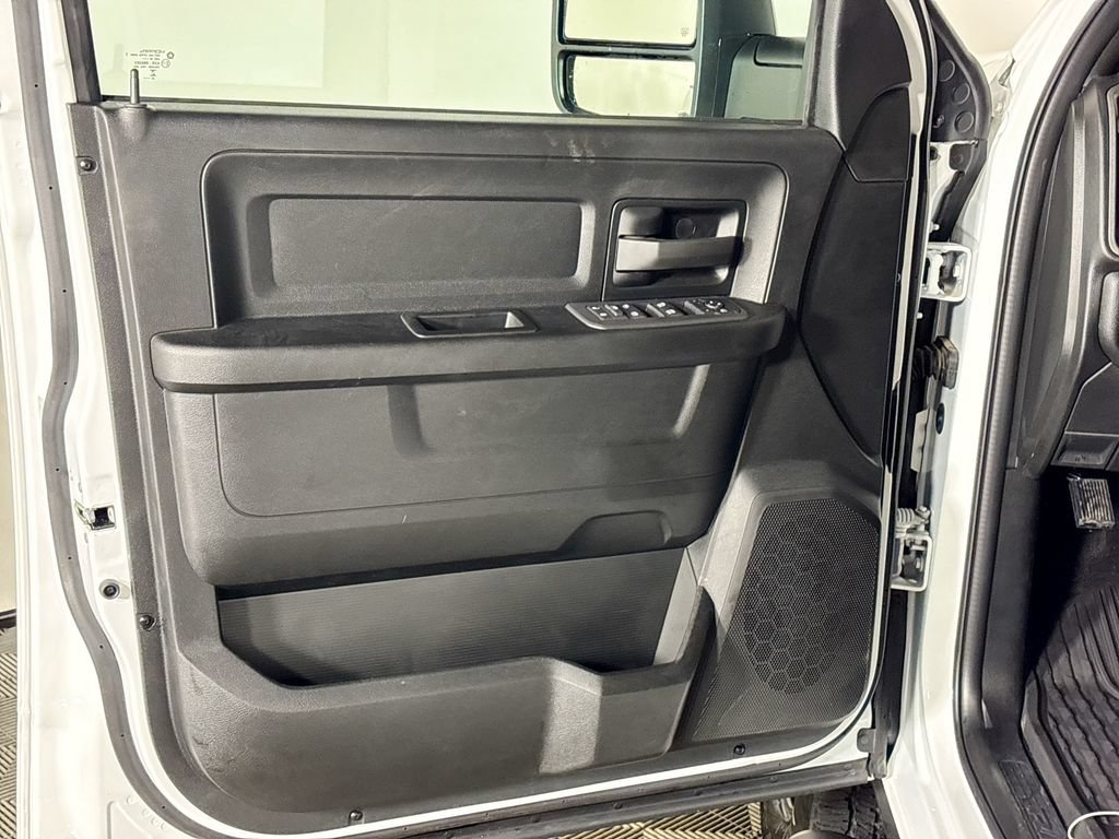 New 2026 RAM 2500 Tradesman AWD/4WD image 10