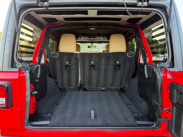 Used 2018 Jeep Wrangler Unlimited Sport S AWD/4WD image 28