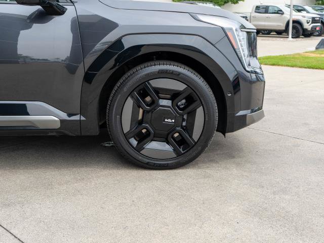 Certified 2024 Kia EV9 GT-Line AWD/4WD image 42