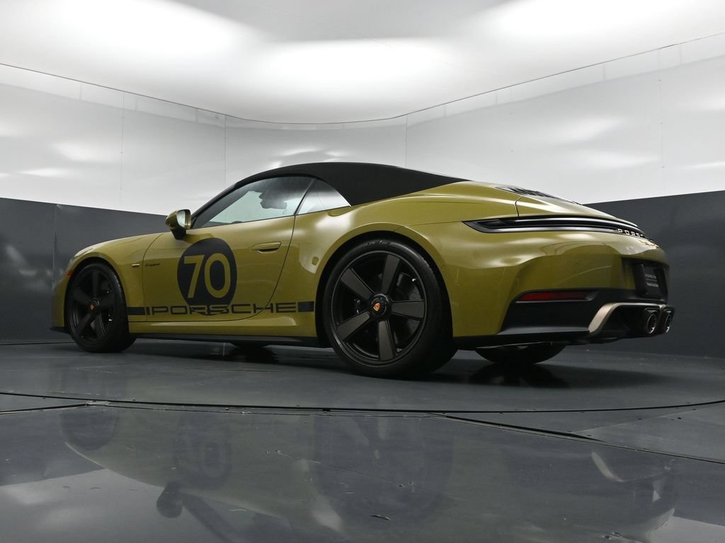 Certified 2026 Porsche 911 GTS RWD image 31