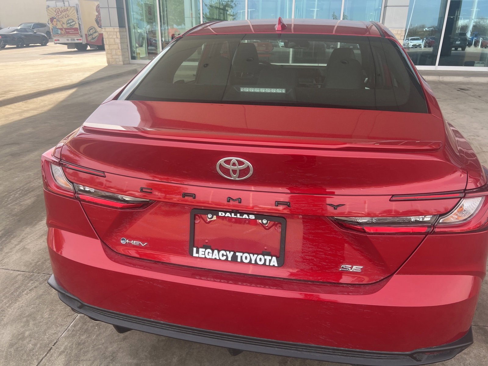 Used 2025 Toyota Camry SE image 16