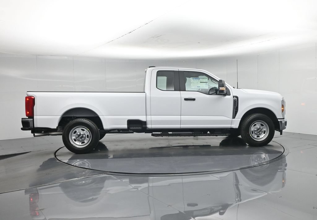 New 2026 Ford F350 XL w/ XL Chrome Package RWD image 24