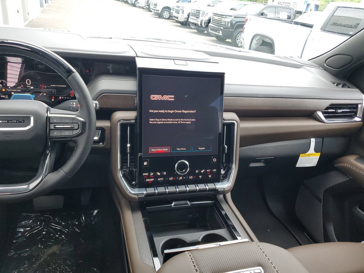 New 2026 GMC Yukon XL Denali Ultimate AWD/4WD image 14