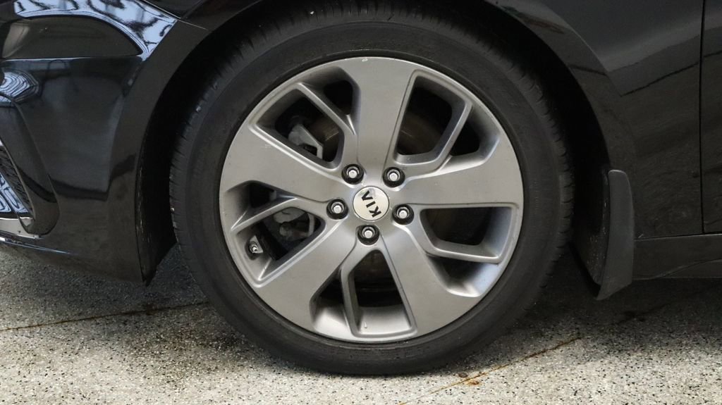 Used 2019 Kia Optima S w/ S Panoramic Sunroof Package image 16