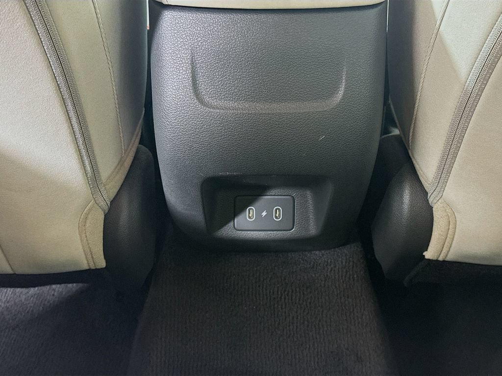Used 2025 Hyundai Sonata SEL FWD image 35