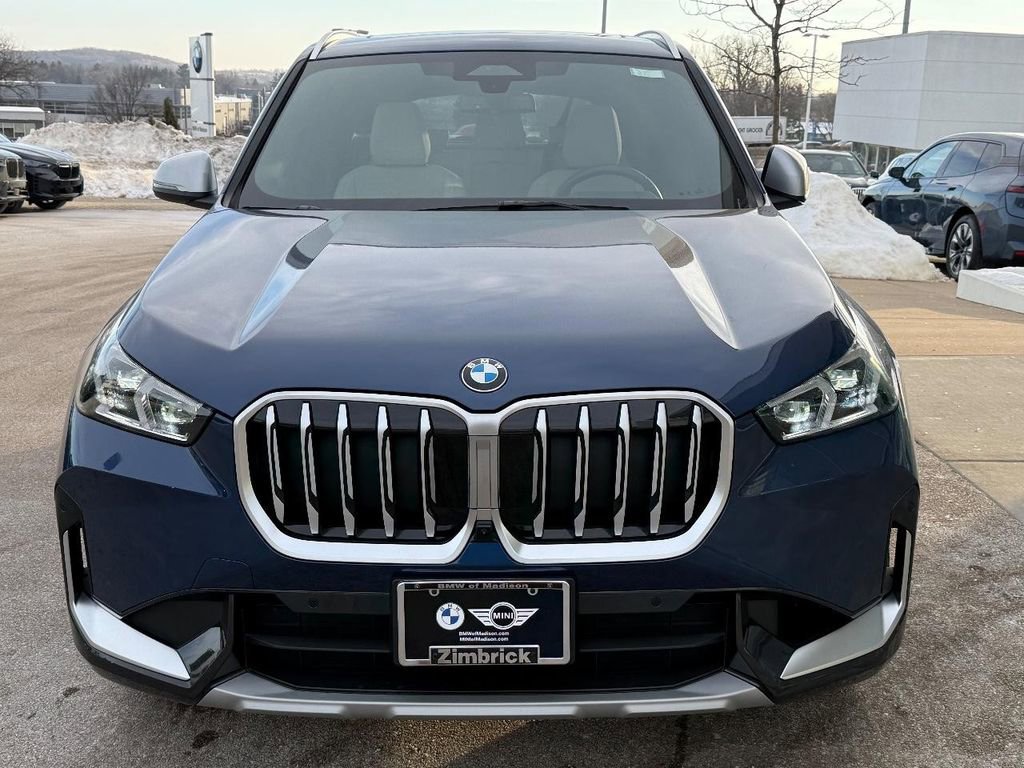 Used 2024 BMW X1 xDrive28i w/ Technology Package image 8