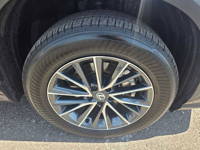 Certified 2026 Lexus NX 350 AWD image 9
