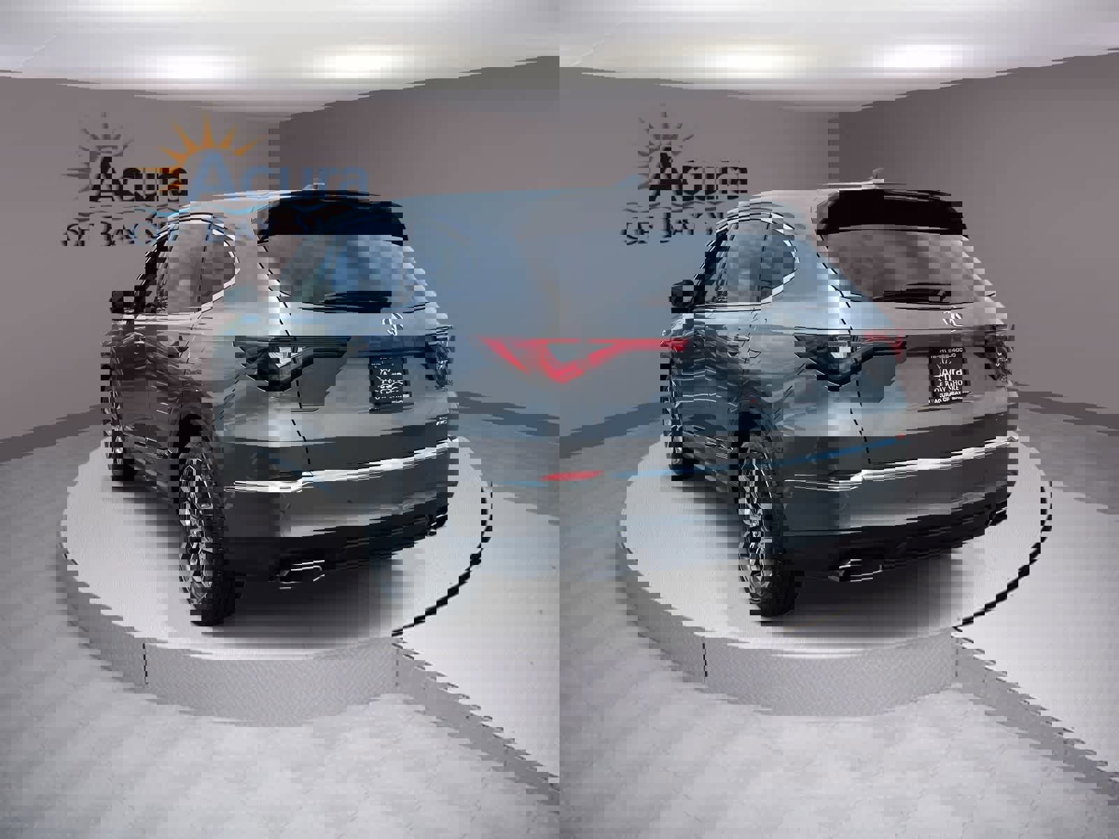 Used 2022 Acura MDX SH-AWD w/ Technology Package image 2