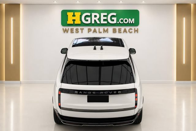Used 2025 Land Rover Range Rover SE AWD/4WD image 13