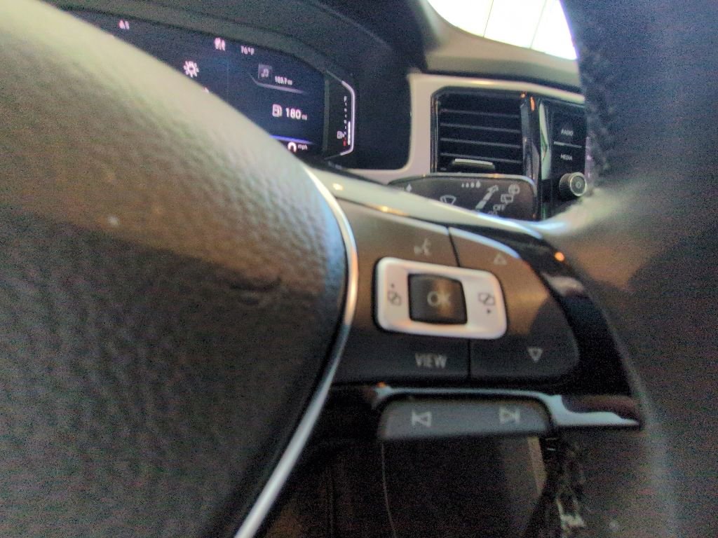 Used 2020 Volkswagen Atlas SEL AWD/4WD image 16
