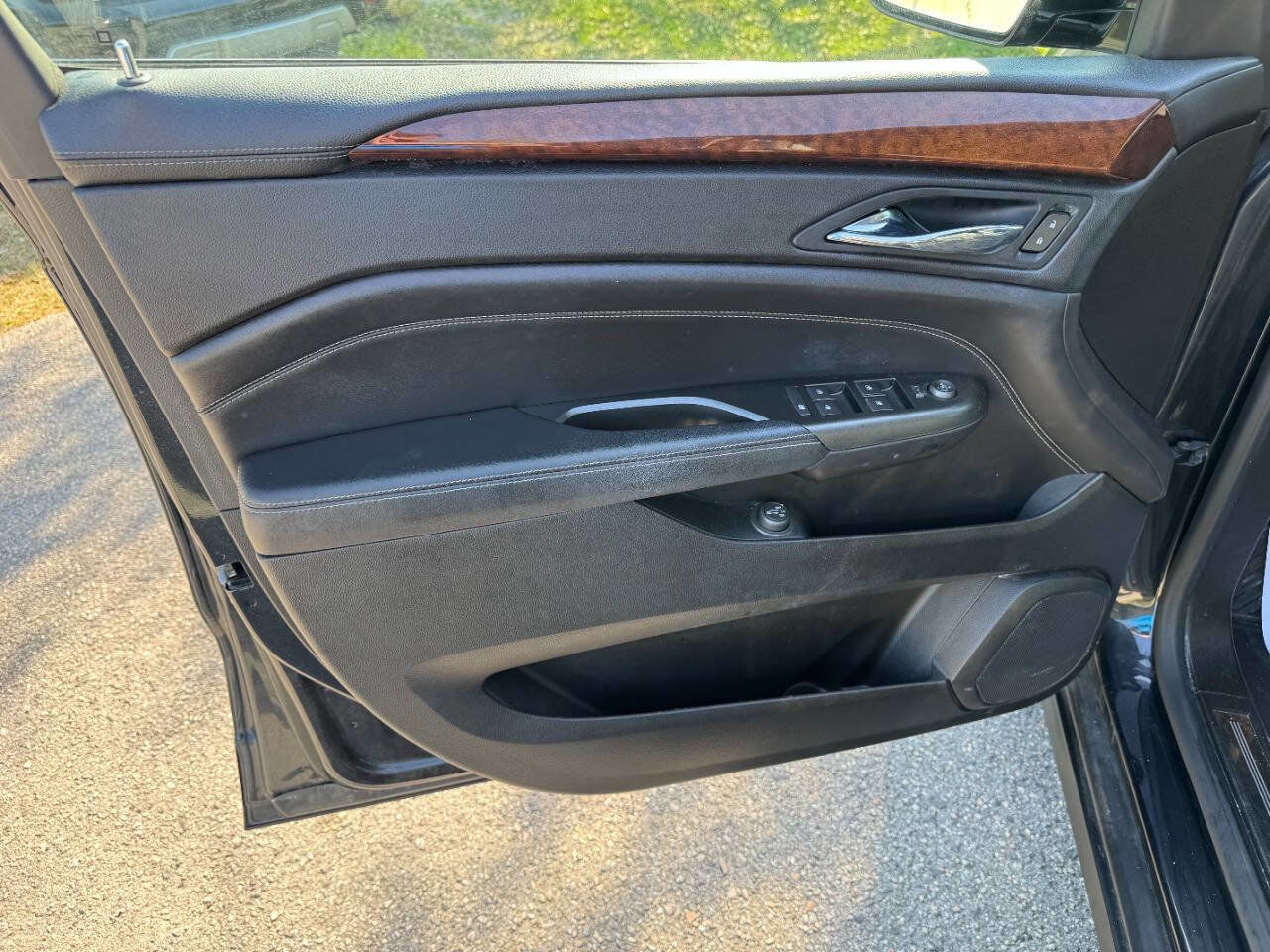 Used 2012 Cadillac SRX Luxury image 39