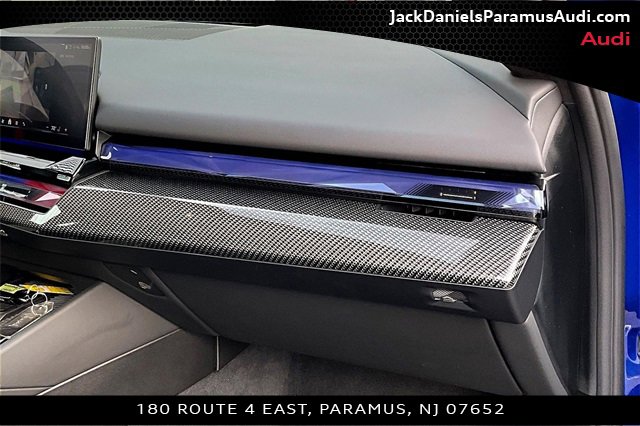 Used 2025 BMW M5 w/ Carbon Package image 14