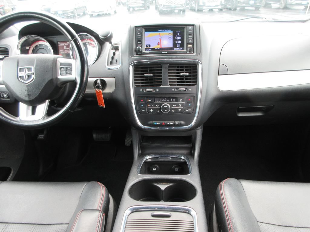 Used 2019 Dodge Grand Caravan GT FWD image 16