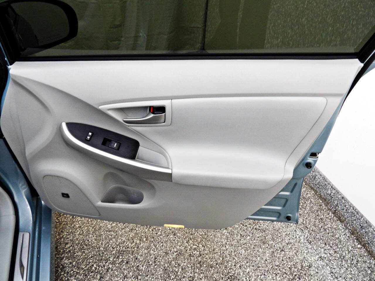Used 2013 Toyota Prius Four FWD image 11