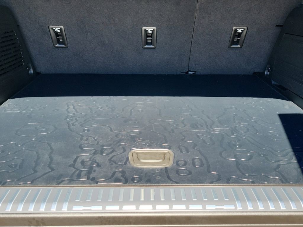 Used 2024 GMC Hummer EV 3X w/ LPO, Illumination Package image 14