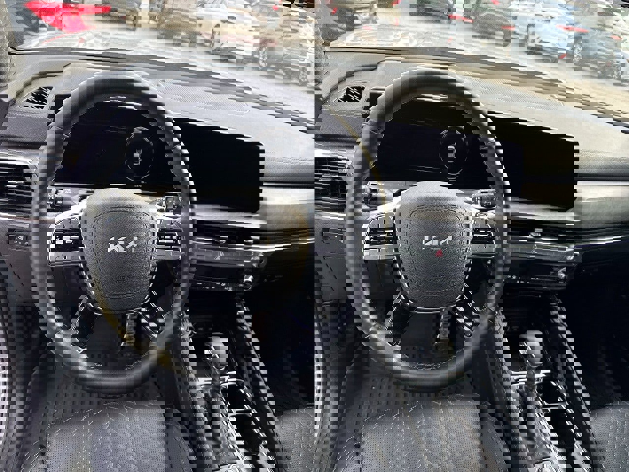 Used 2024 Kia Telluride SX Prestige X-Line image 12