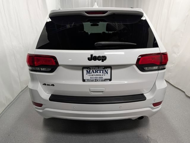 Used 2021 Jeep Grand Cherokee Laredo X AWD/4WD image 4