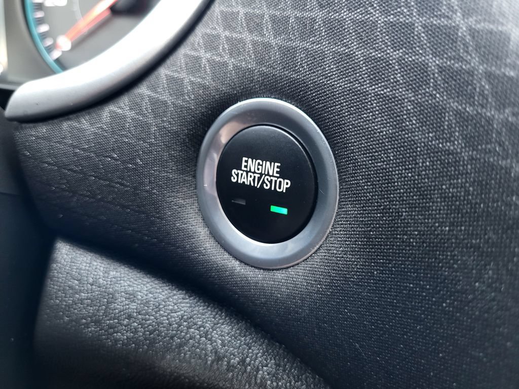 Used 2024 Chevrolet Malibu LT FWD image 17