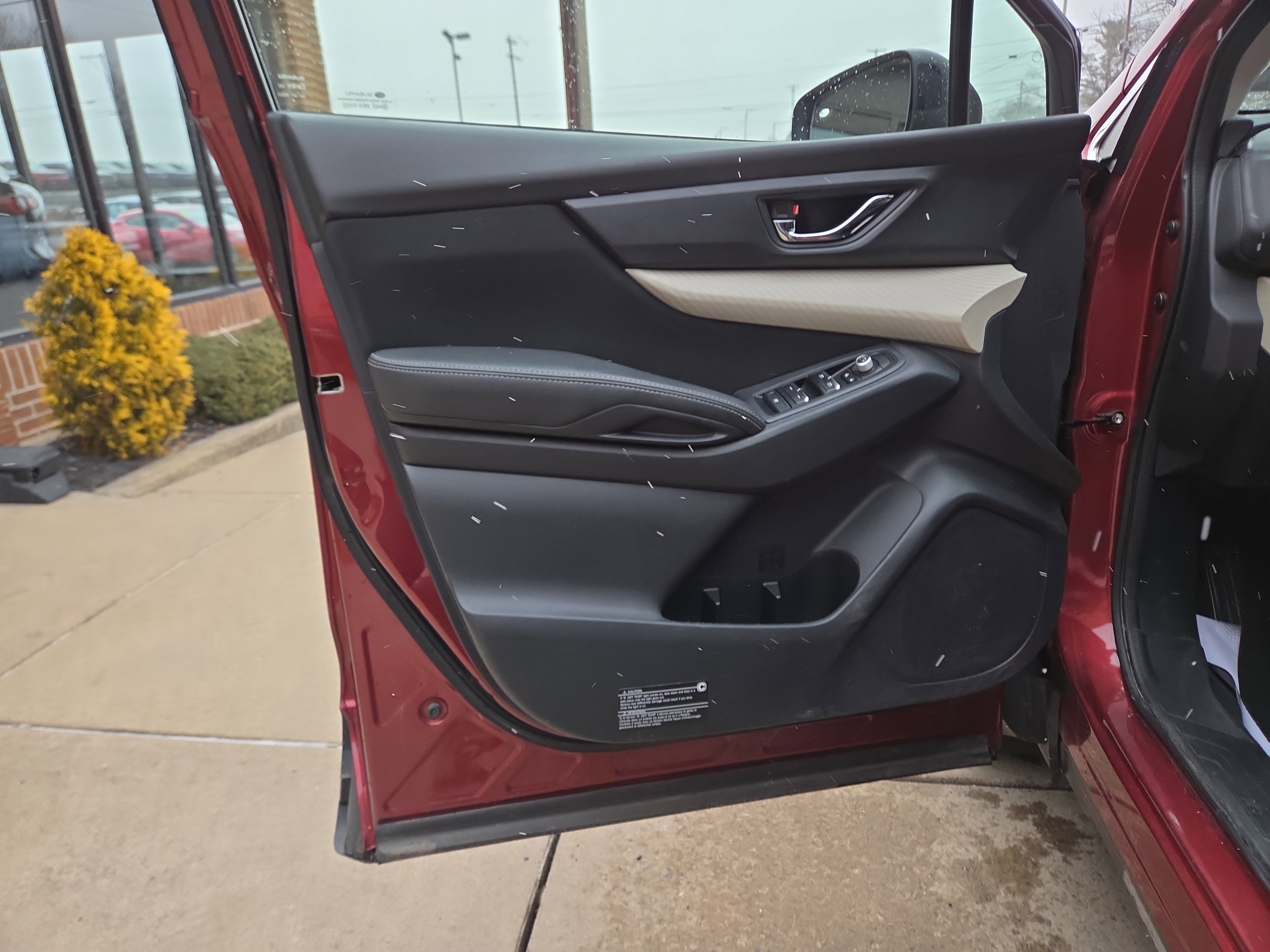 Used 2020 Subaru Ascent Premium w/ Convenience Package image 16