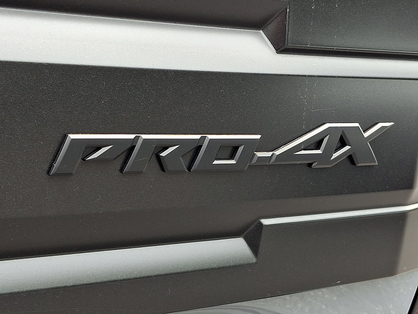 New 2026 Nissan Frontier PRO-4X w/ Pro-4x Convenience Package AWD/4WD image 13