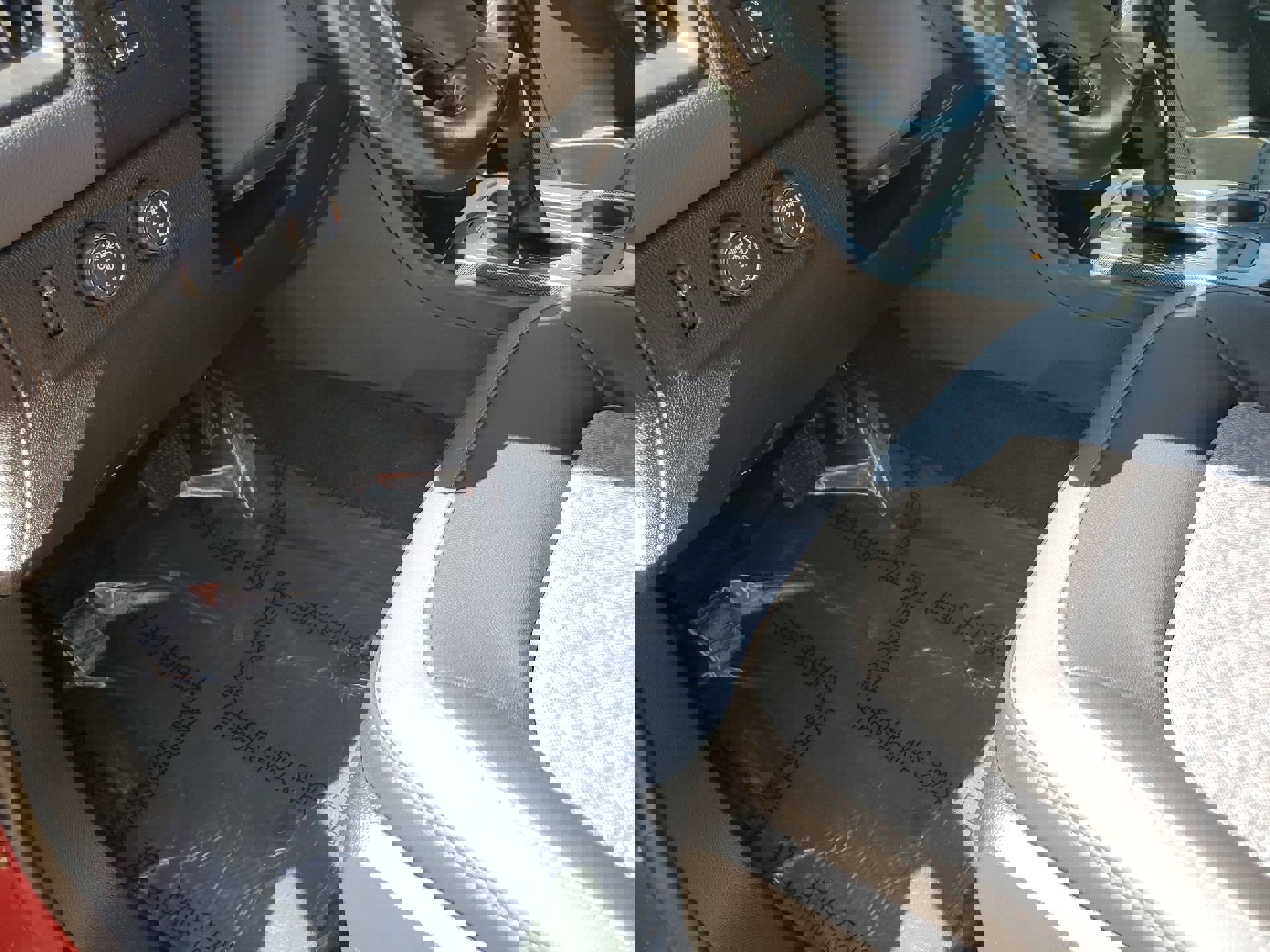 Used 2018 Chevrolet Colorado Z71 AWD/4WD image 25