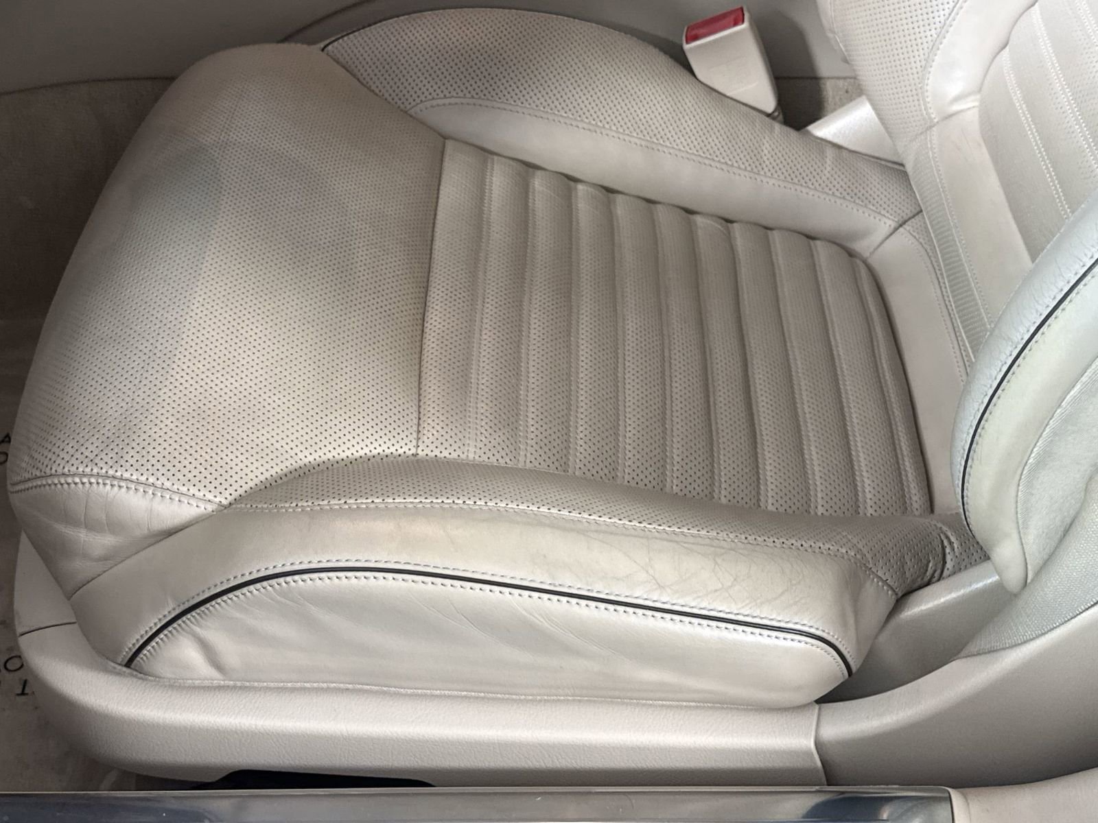 Used 2015 Mercedes-Benz SL 550 image 16