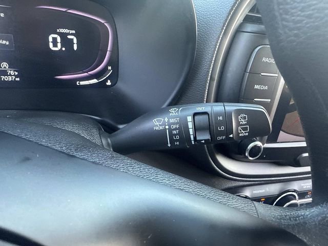 Used 2023 Kia Soul LX image 31