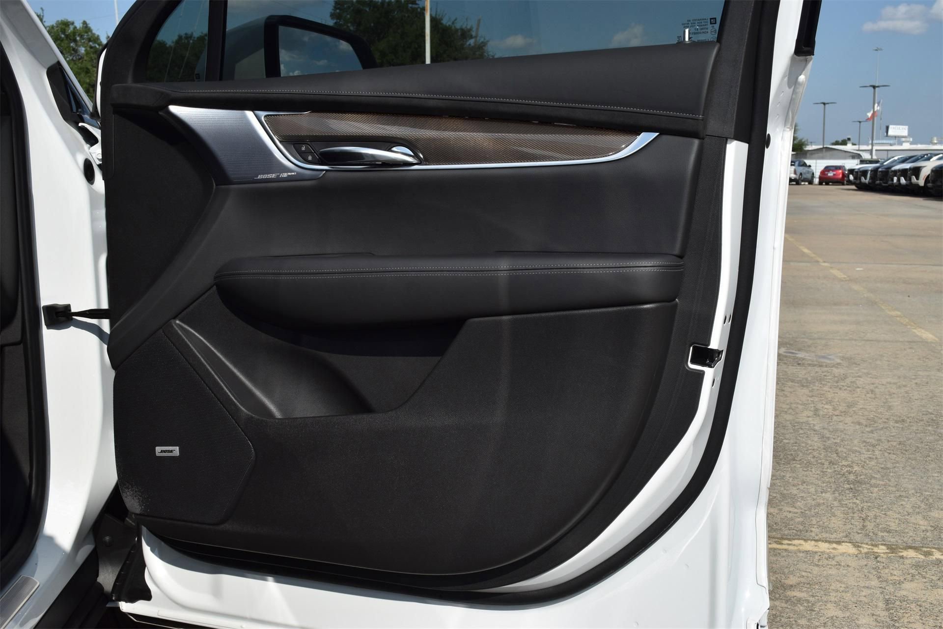 New 2025 Cadillac XT6 Sport w/ Platinum Package image 29