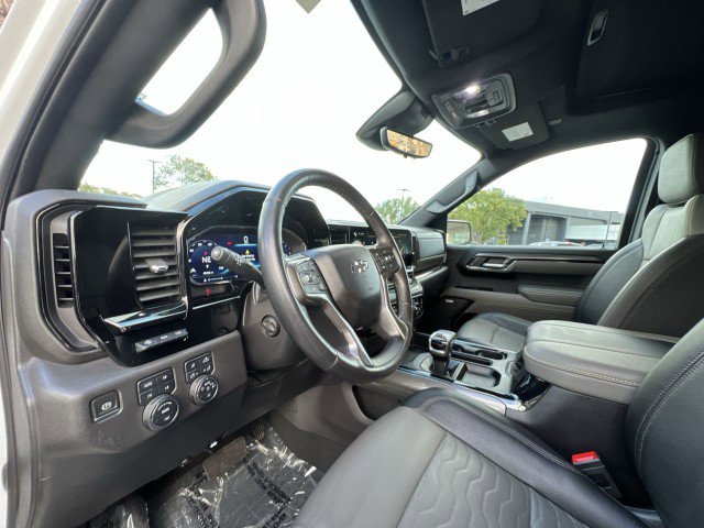 Used 2023 Chevrolet Silverado 1500 ZR2 w/ Technology Package image 10