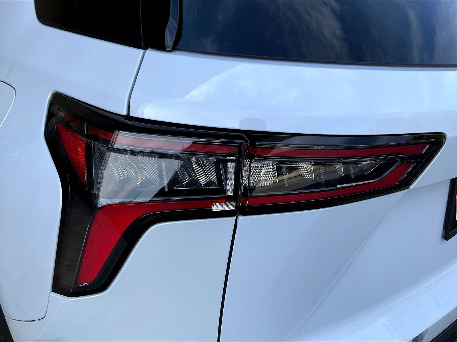 New 2027 Chevrolet Equinox ACTIV AWD/4WD image 15