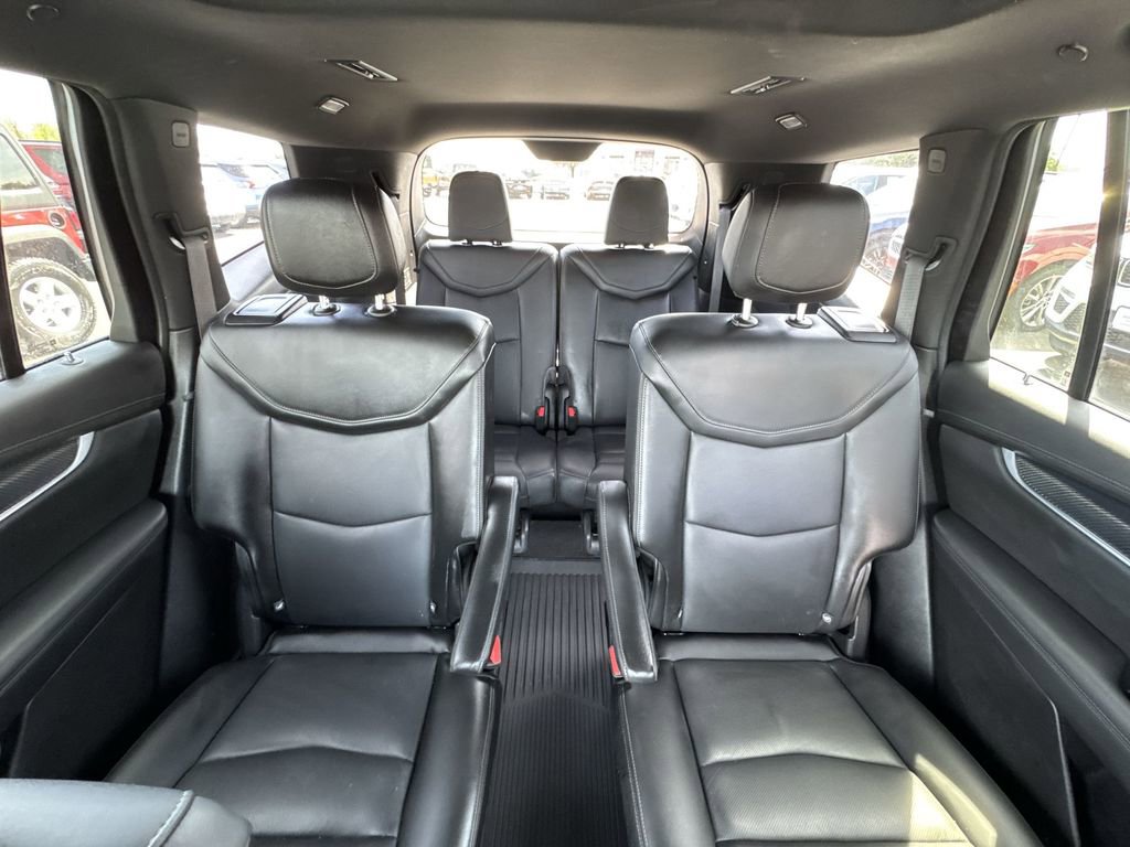 Used 2024 Cadillac XT6 Sport w/ LPO, Floor Liner Package AWD/4WD image 23