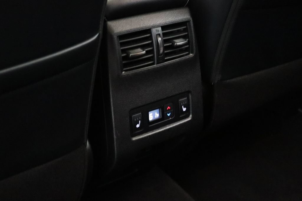 Used 2024 Mitsubishi Outlander SEL FWD image 10