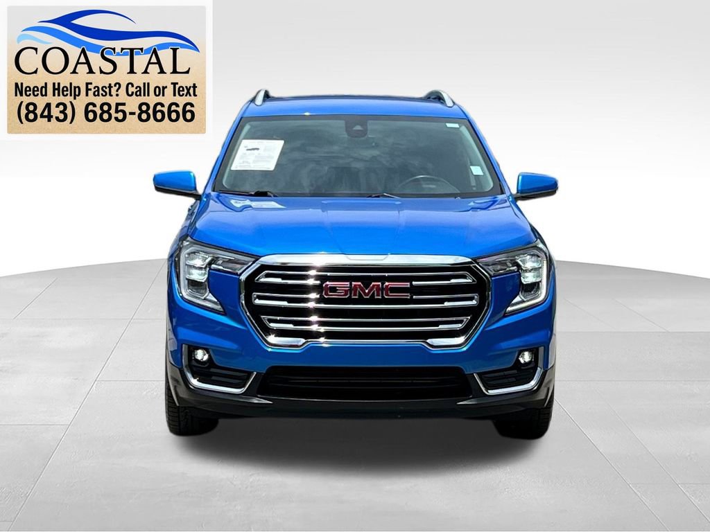 Used 2024 GMC Terrain SLT FWD image 2