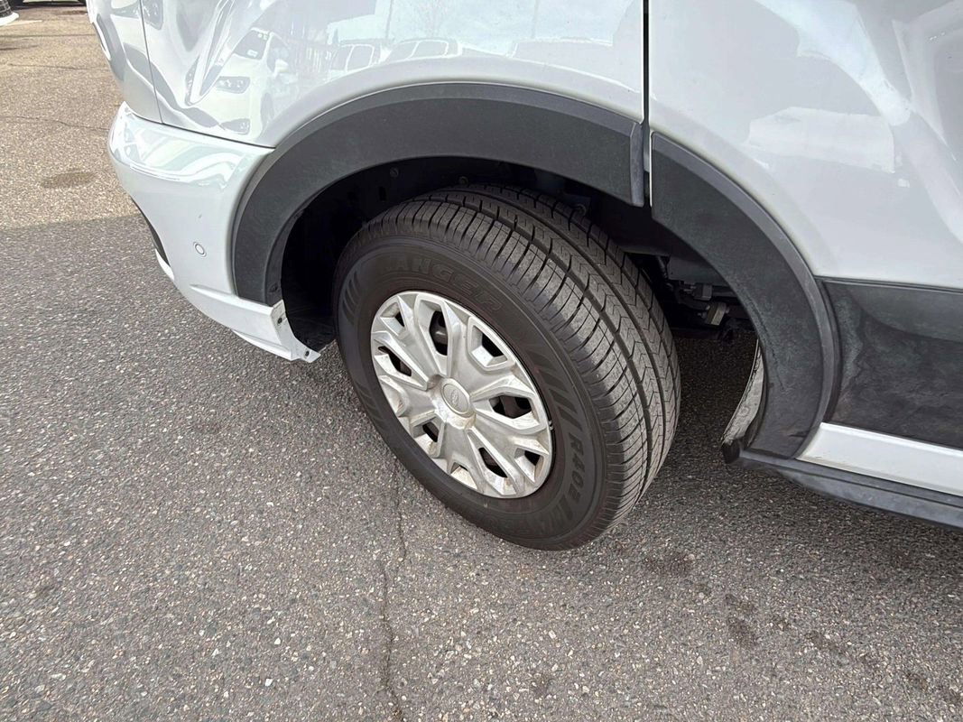 Used 2023 Ford Transit 350 XLT image 22