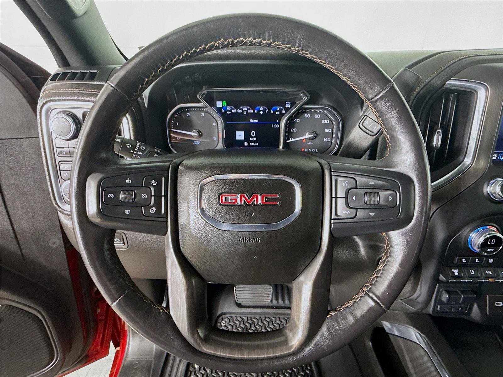 Used 2022 GMC Sierra 2500 AT4 w/ AT4 Premium Plus Package AWD/4WD image 13