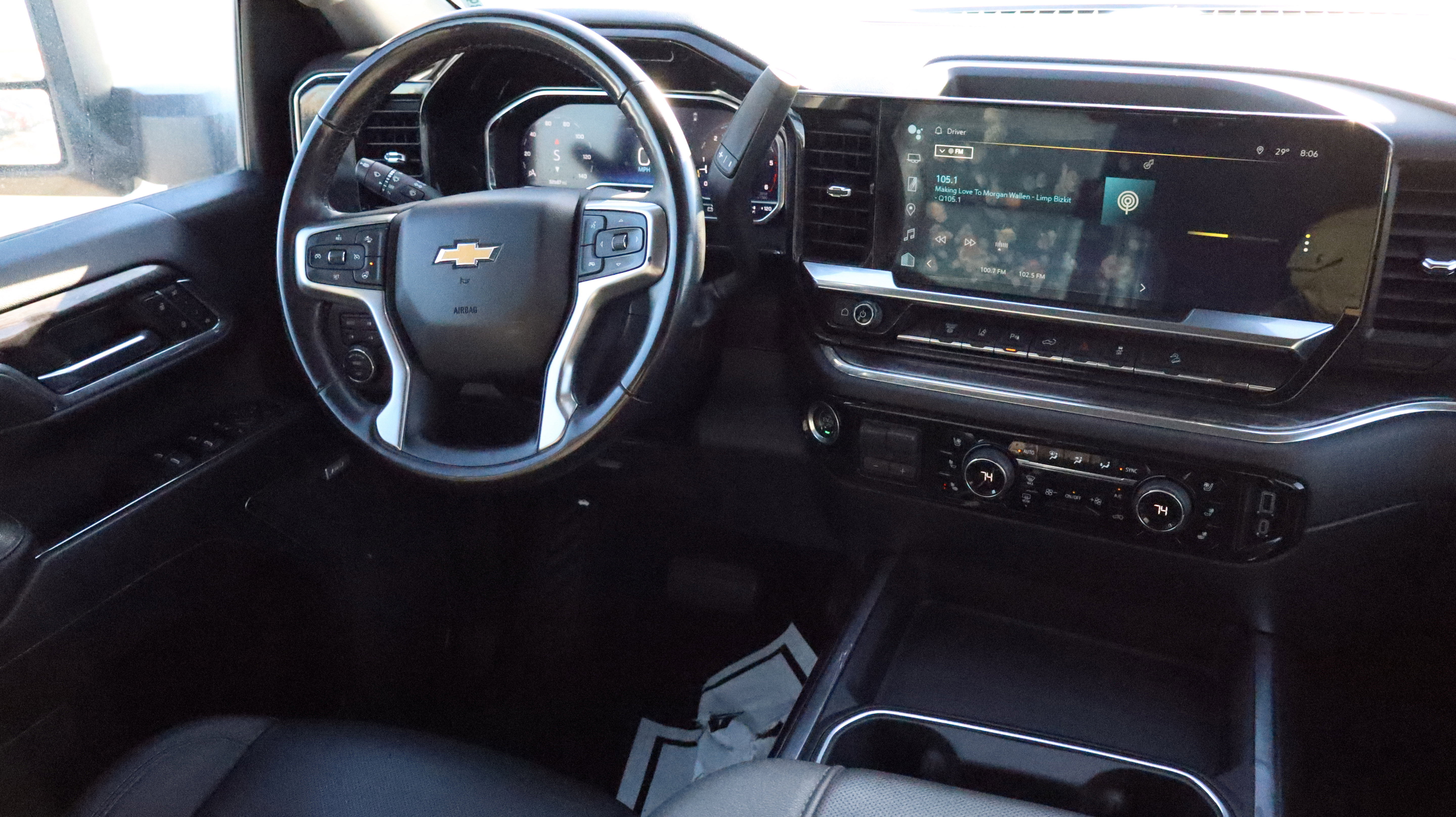 Certified 2024 Chevrolet Silverado 3500 LTZ w/ LTZ Plus Package image 10