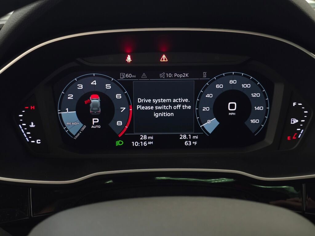 New 2025 Audi Q3 2.0T Premium image 25